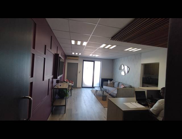 278M² OFFICE TO LET IN UMHLANGA RIDGE